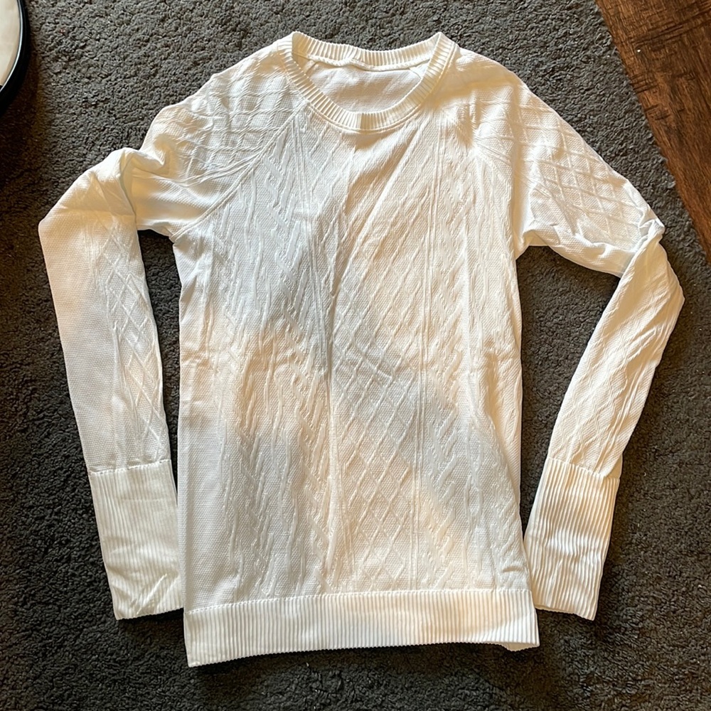 Lululemon long sleeve shirt